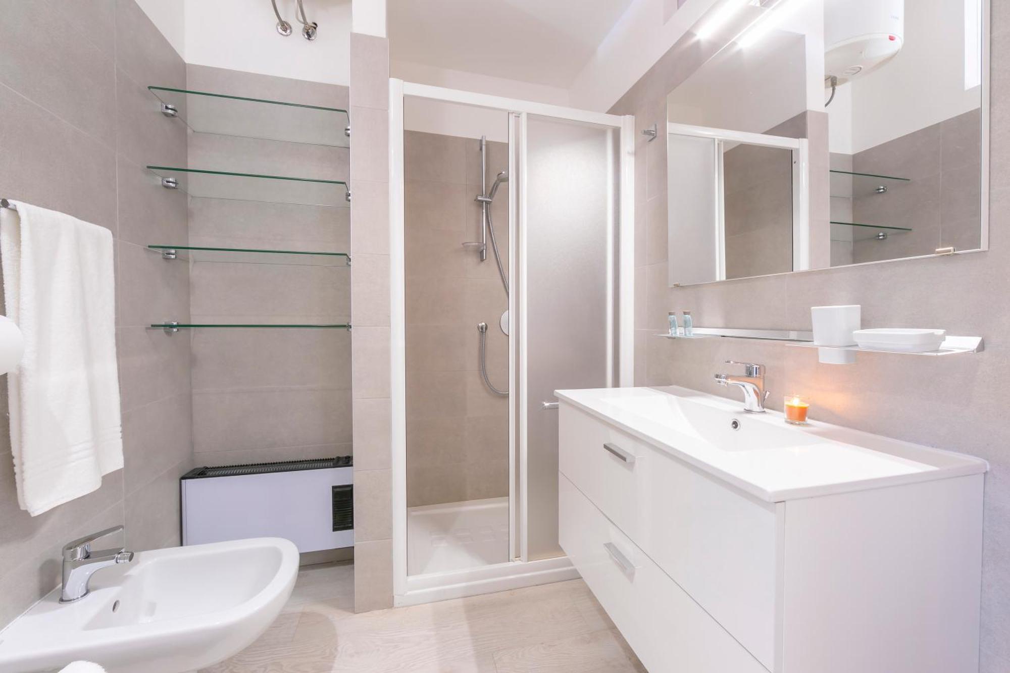 Blu Lake Apartment On Ghiffa Beach - Happy Rentals Екстер'єр фото