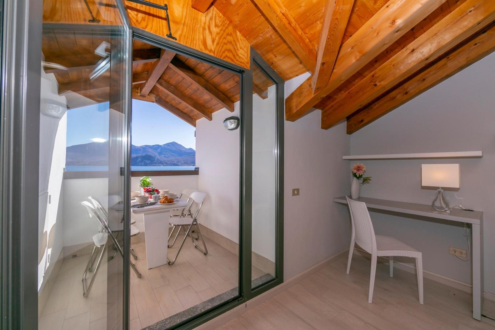 Blu Lake Apartment On Ghiffa Beach - Happy Rentals Екстер'єр фото