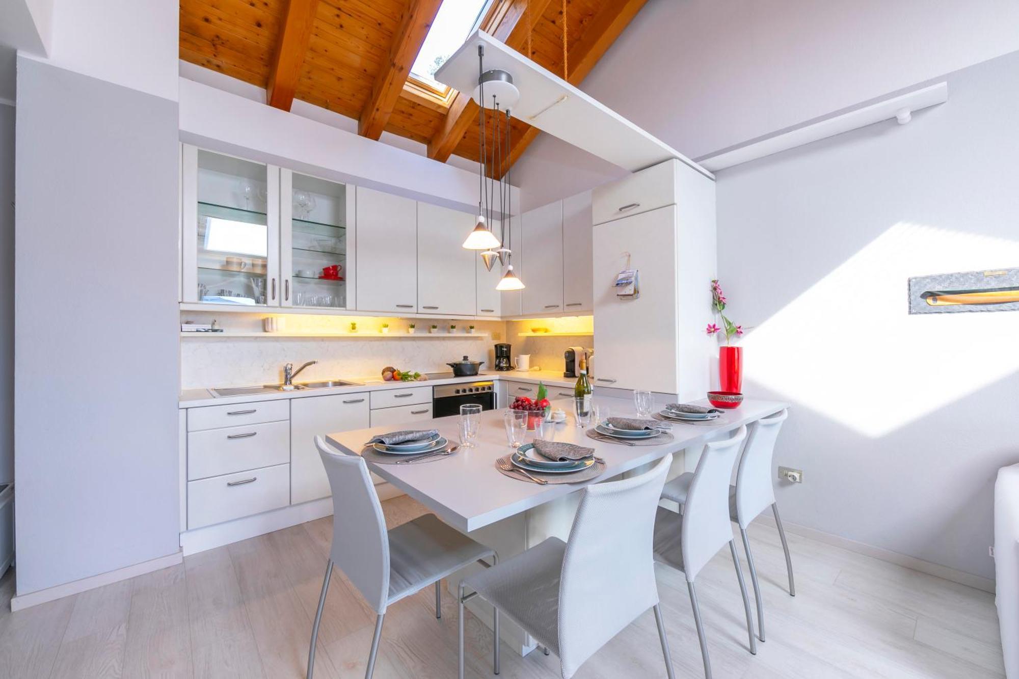 Blu Lake Apartment On Ghiffa Beach - Happy Rentals Екстер'єр фото